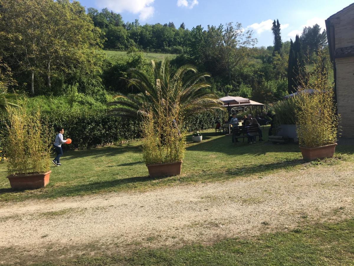 Affitta Camere Il Pettirosso Fermo Luaran gambar
